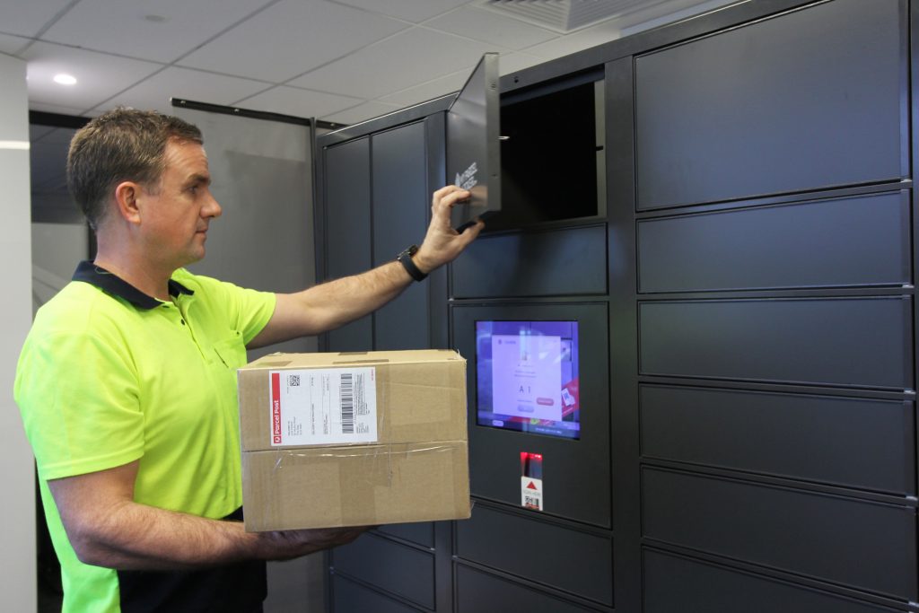 courier operating parcel locker