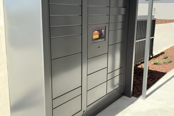 IMG_5057 Belmont Collection OUTDOOR PARCEL LOCKER. MILL PARK VIC